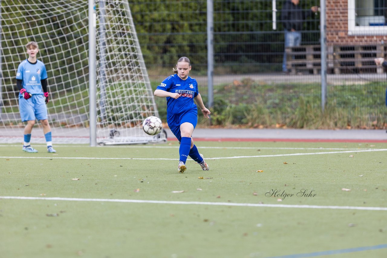 Bild 197 - wCJ Eimsbuettler TV - FC Rosengarten : Ergebnis: 2:0